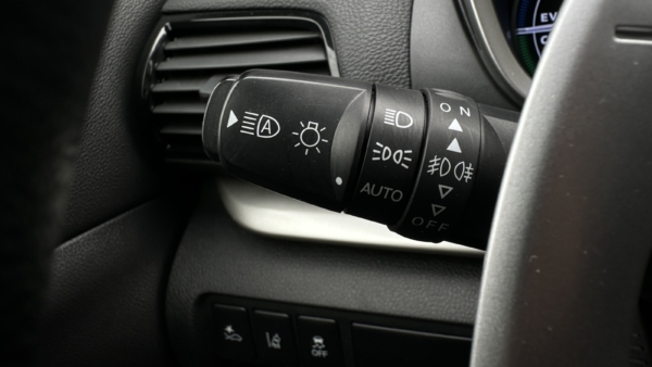 Mitsubishi Eclipse Cross 2,4 PHEV 4WD 2022 m. Įkraunamas hibridas 11