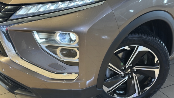 Mitsubishi Eclipse Cross 2,4 PHEV 4WD 2022 m. Įkraunamas hibridas 32