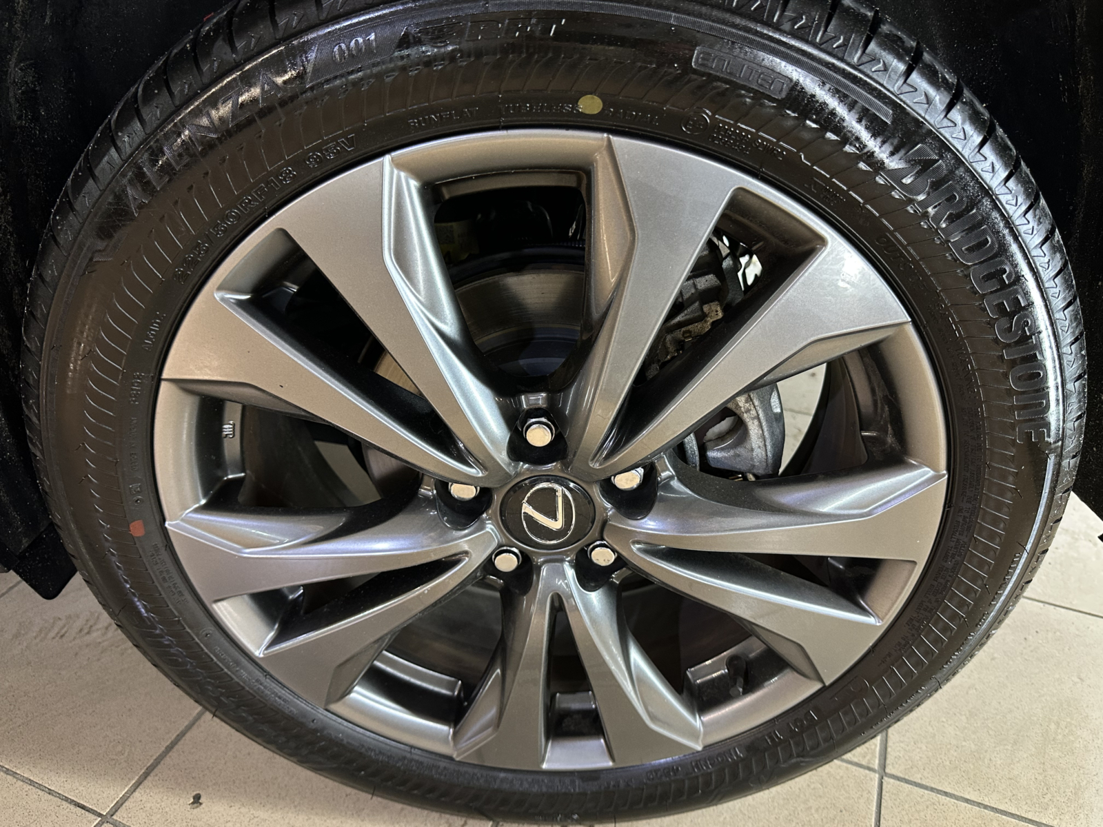 Lexus UX 300h 2.0 F-Sport Design 2025 m. 29