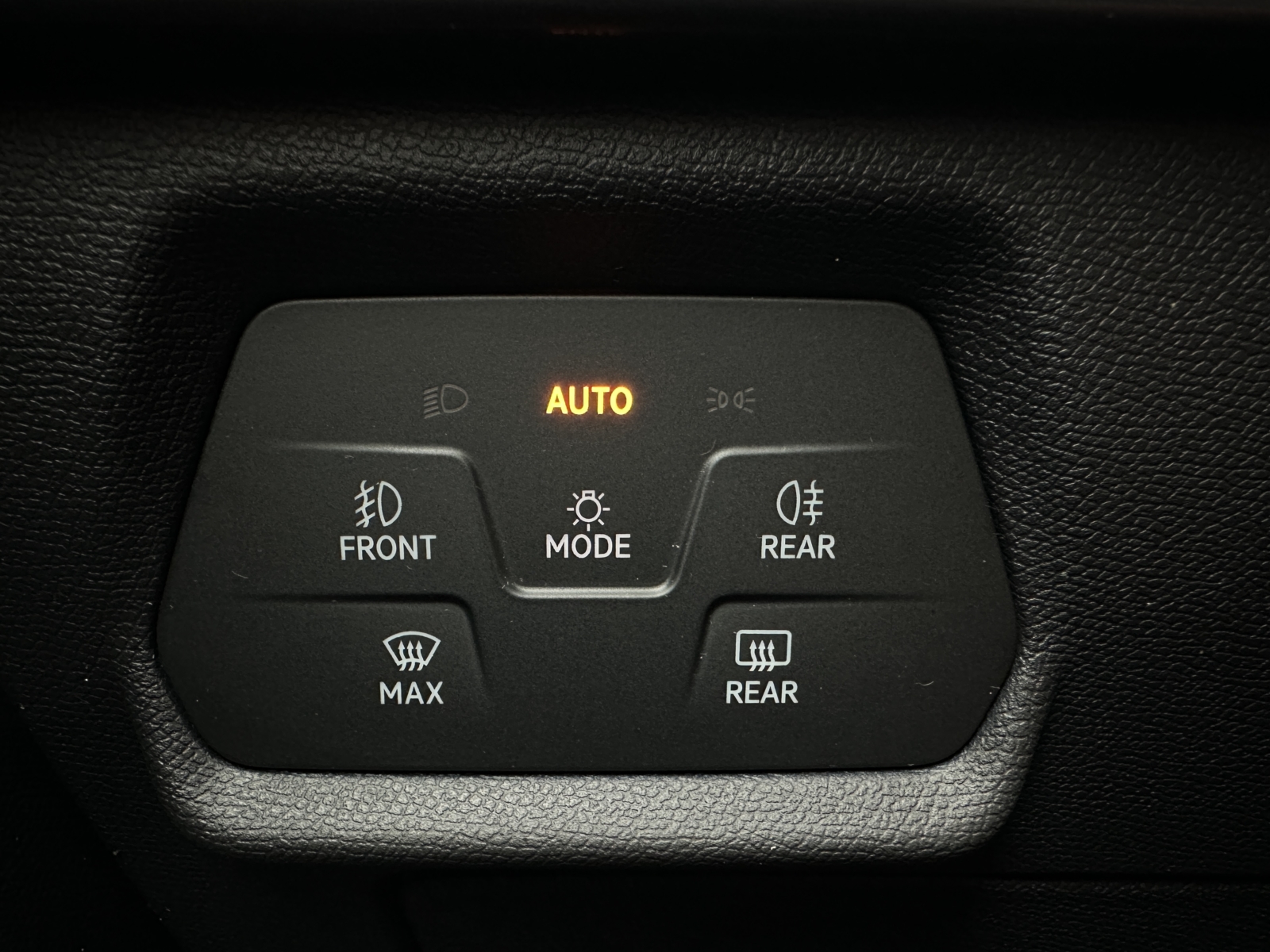 Cupra Formentor VZ 1.4 e-Hybrid 2023 m. Įkraunamas hibridas. 22