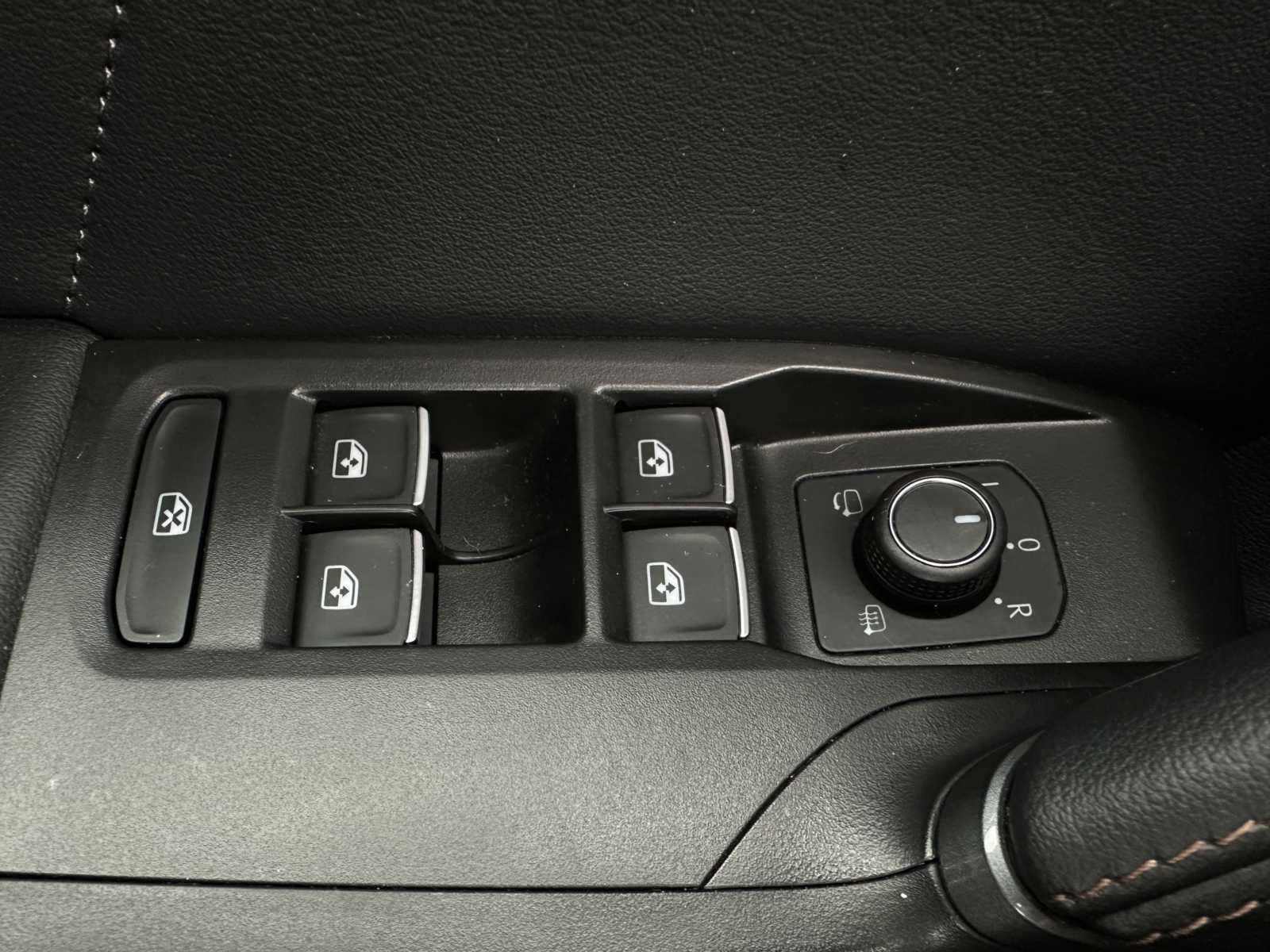 Cupra Formentor VZ 1.4 e-Hybrid 2023 m. Įkraunamas hibridas. 23