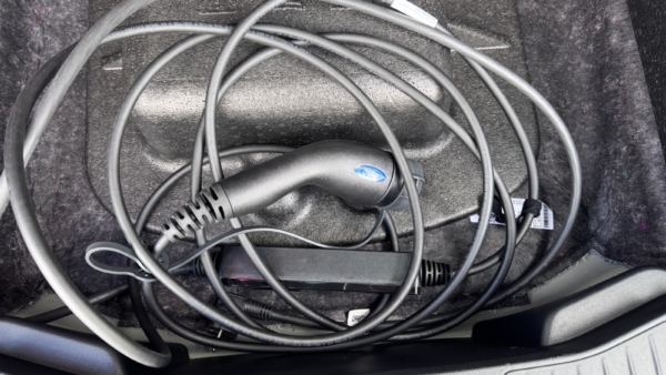 Ford Kuga 2.5 Plug-in Hybrid Vignale 2022 m. Įkraunamas hibridas 17