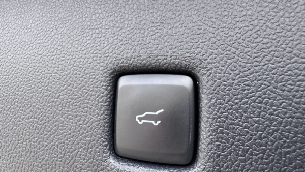 Ford Kuga 2.5 Plug-in Hybrid Vignale 2022 m. Įkraunamas hibridas 18
