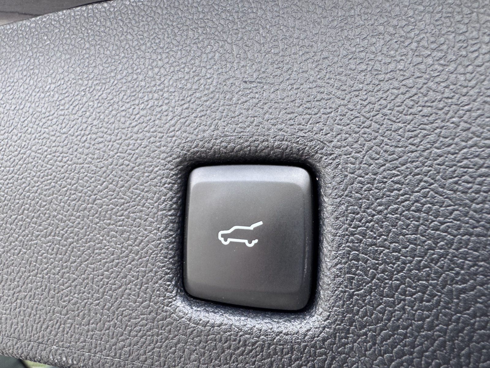 Ford Kuga 2.5 Plug-in Hybrid Vignale 2022 m. Įkraunamas hibridas 18