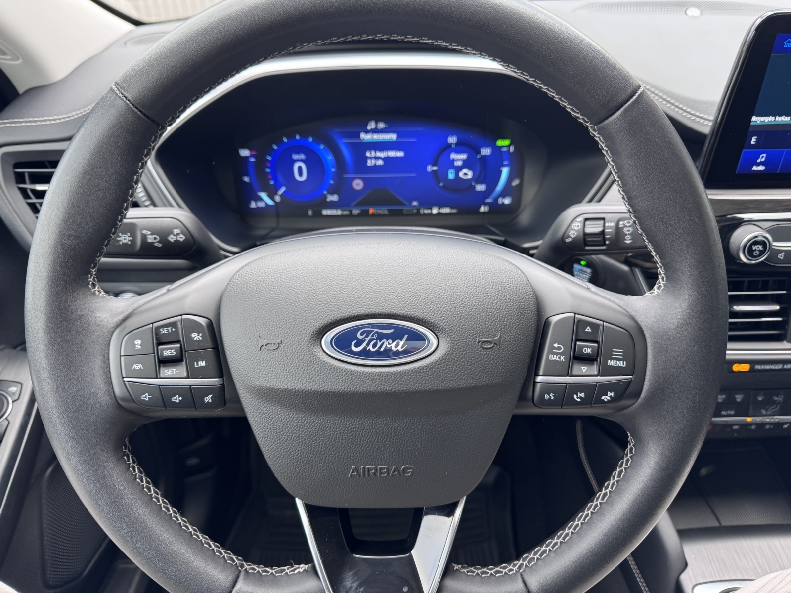 Ford Kuga 2.5 Plug-in Hybrid Vignale 2022 m. Įkraunamas hibridas 19