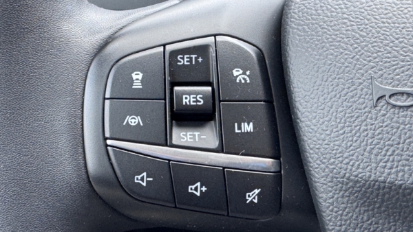 Ford Kuga 2.5 Plug-in Hybrid Vignale 2022 m. Įkraunamas hibridas 21