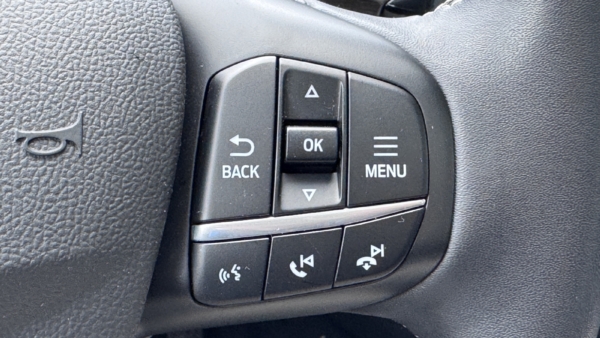 Ford Kuga 2.5 Plug-in Hybrid Vignale 2022 m. Įkraunamas hibridas 23