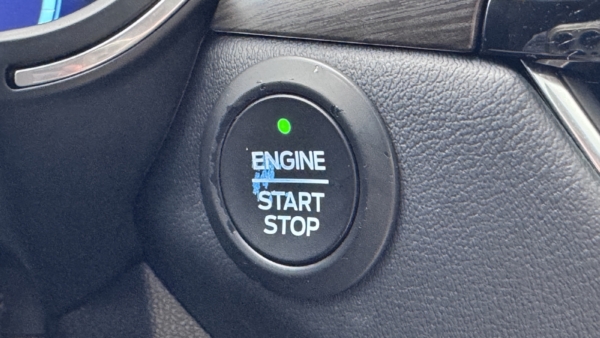 Ford Kuga 2.5 Plug-in Hybrid Vignale 2022 m. Įkraunamas hibridas 25