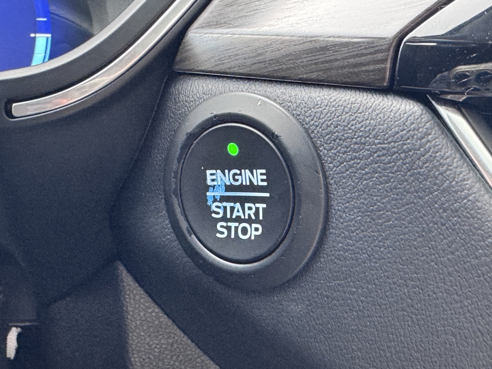 Ford Kuga 2.5 Plug-in Hybrid Vignale 2022 m. Įkraunamas hibridas 25