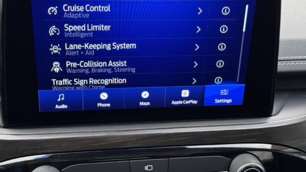 Ford Kuga 2.5 Plug-in Hybrid Vignale 2022 m. Įkraunamas hibridas 30