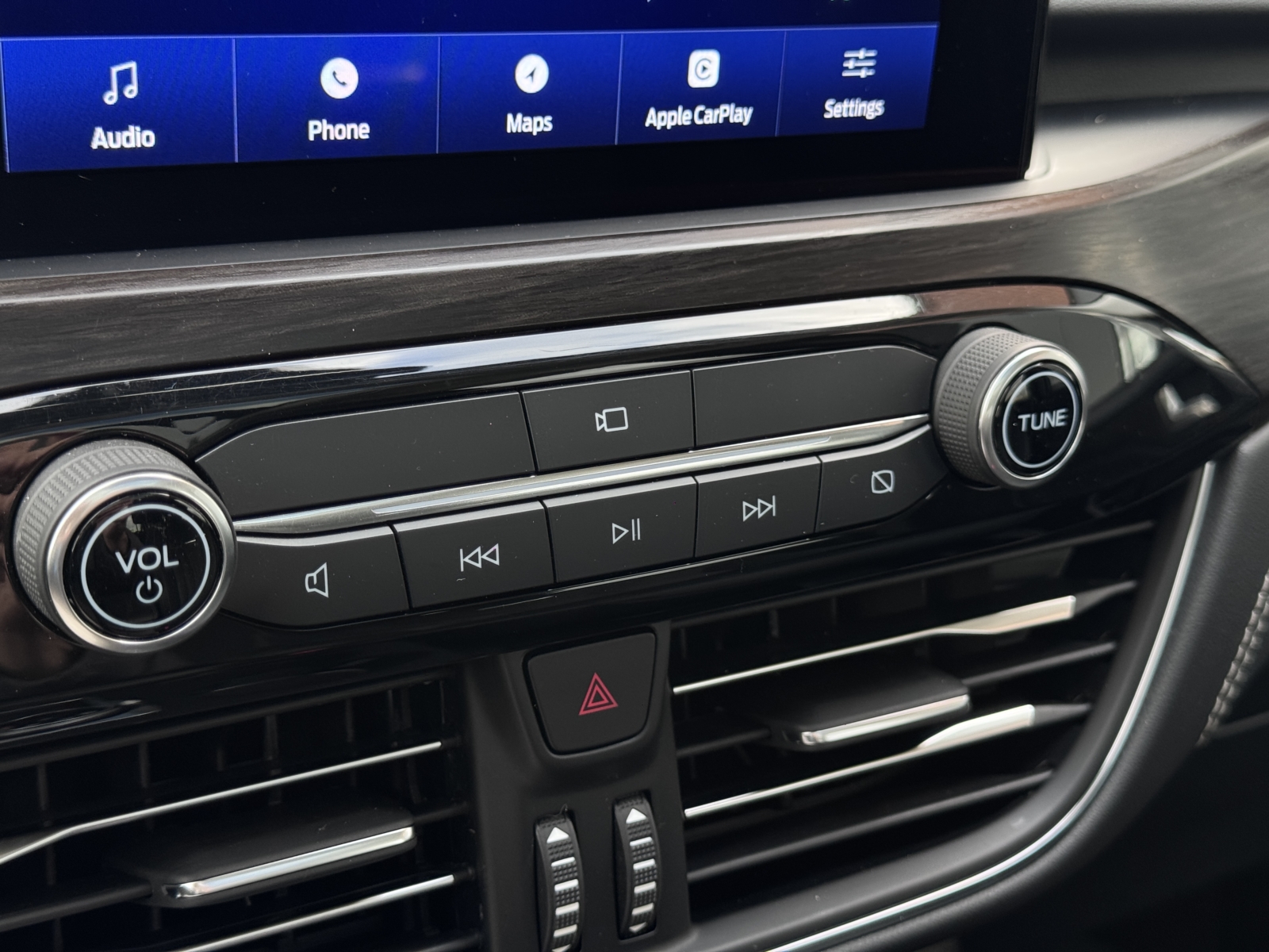 Ford Kuga 2.5 Plug-in Hybrid Vignale 2022 m. Įkraunamas hibridas 34