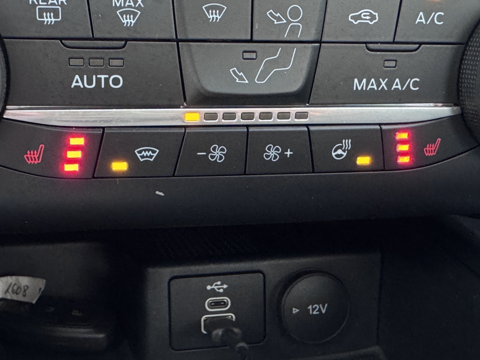 Ford Kuga 2.5 Plug-in Hybrid Vignale 2022 m. Įkraunamas hibridas 36