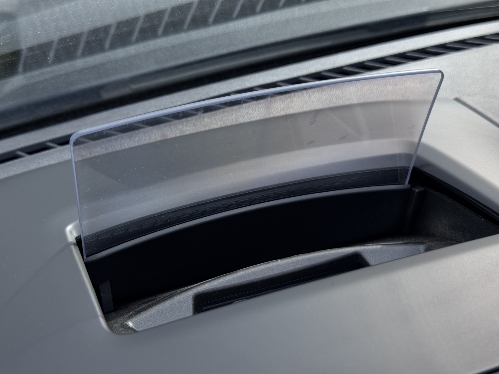 Ford Kuga 2.5 Plug-in Hybrid Vignale 2022 m. Įkraunamas hibridas 37