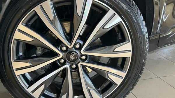 Ford Kuga 2.5 Plug-in Hybrid Vignale 2022 m. Įkraunamas hibridas 6