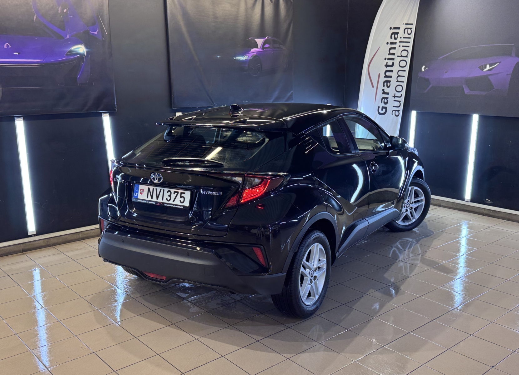Toyota C-HR 1.8 Hybrid Dynamic 2023 m. 2