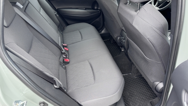Toyota Corolla Cross 1.8 Active 2024 m. 4