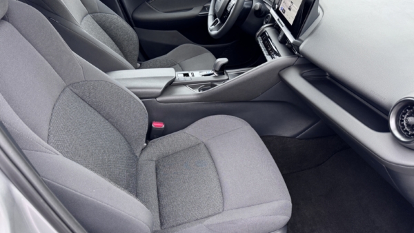 Toyota C-HR 1,8 Hybrid Active 2026 m. 8