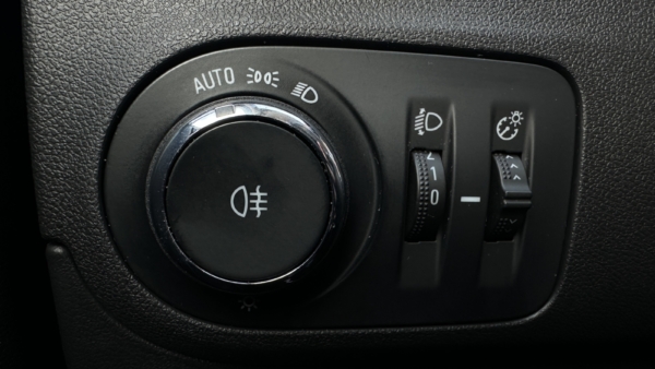 Opel Crossland 1.2 Innovation Plius AT 2022 m. 24