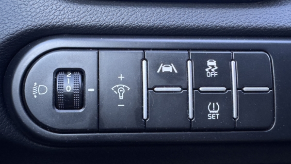 Kia Cee’d 1.5 T-GDi LX Plius 2023 m. 24