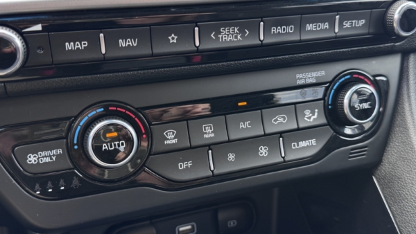 Kia Niro 1.6 Hybrid EX 2021 m. 24