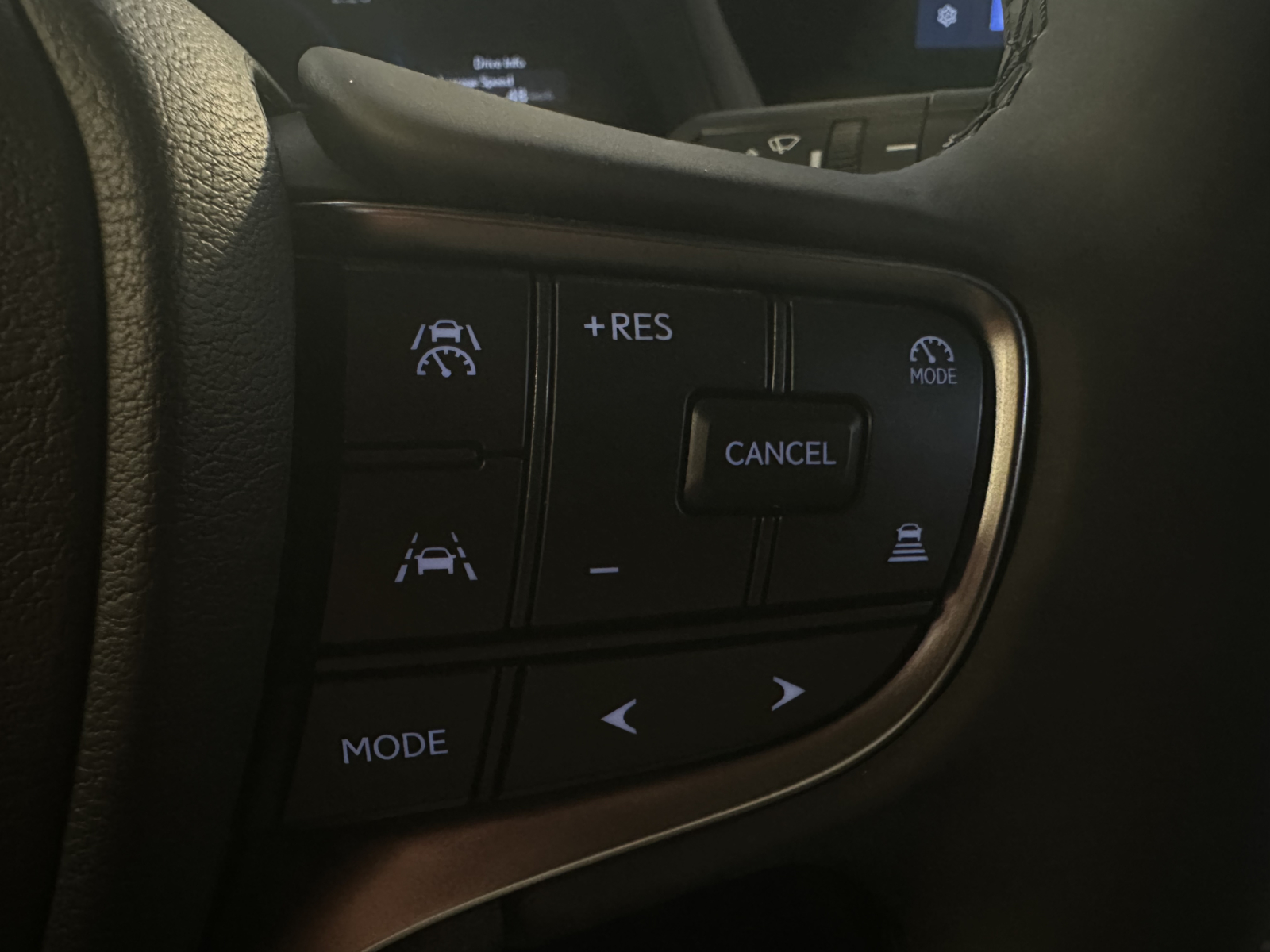 Lexus UX 300h 2.0 F-Sport Design 2025 m. 13