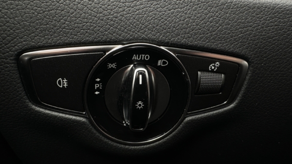 Mercedes-Benz AMG E53 4MATIC 2023 m. 19