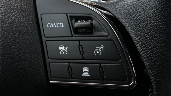 Mitsubishi Eclipse Cross 2,4 PHEV 4WD 2022 m. Įkraunamas hibridas 10
