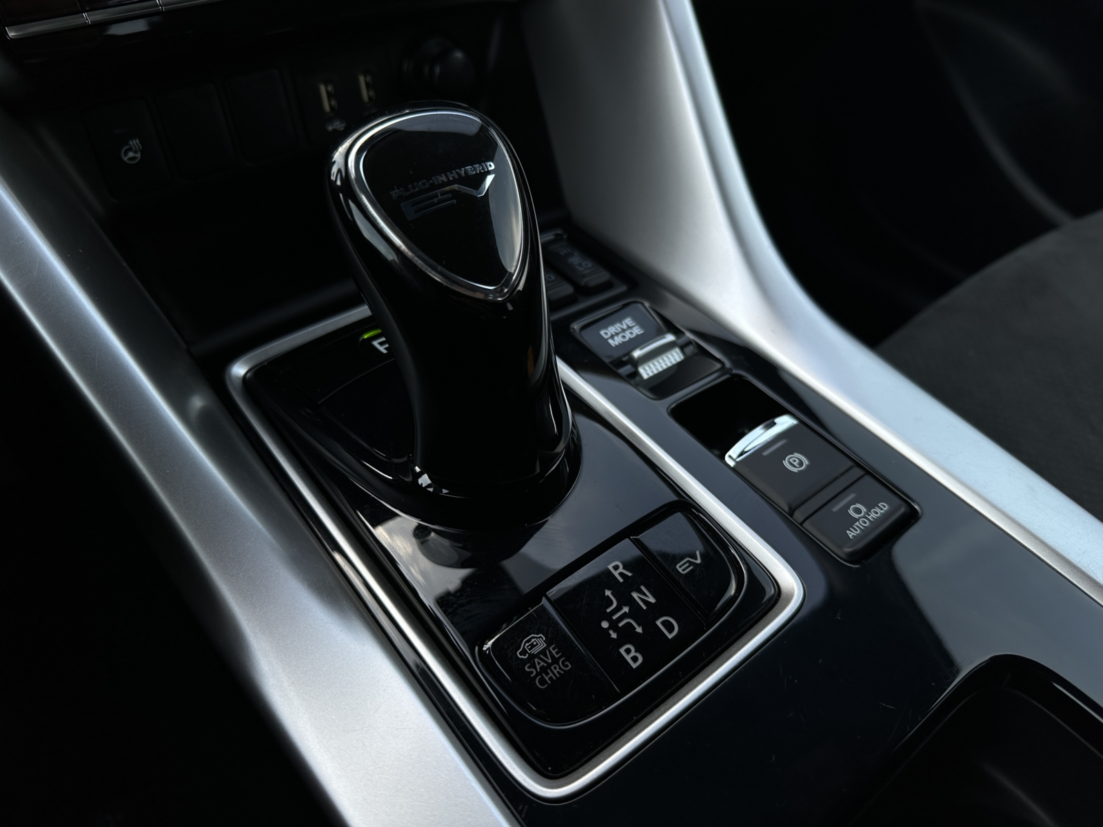 Mitsubishi Eclipse Cross 2,4 PHEV 4WD 2022 m. Įkraunamas hibridas 22