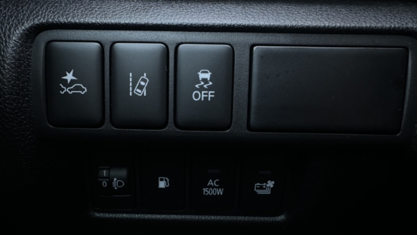 Mitsubishi Eclipse Cross 2,4 PHEV 4WD 2022 m. Įkraunamas hibridas 23