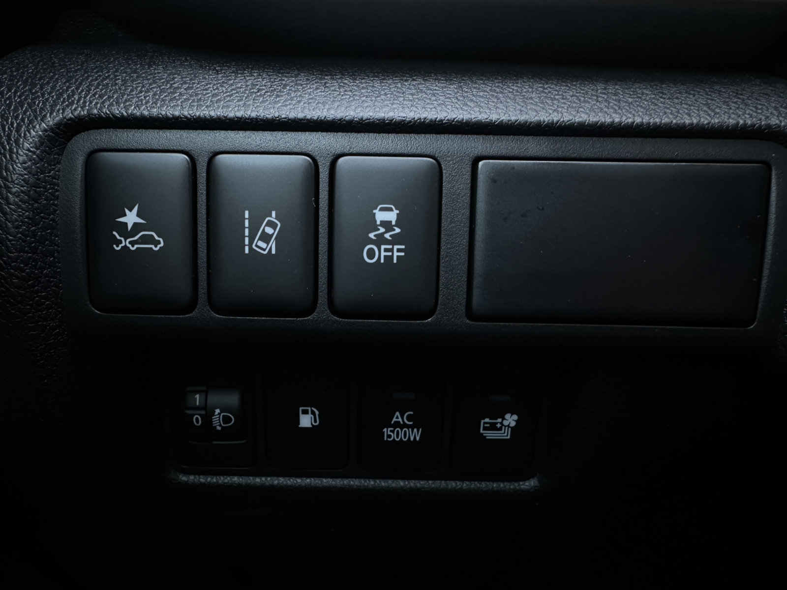 Mitsubishi Eclipse Cross 2,4 PHEV 4WD 2022 m. Įkraunamas hibridas 23