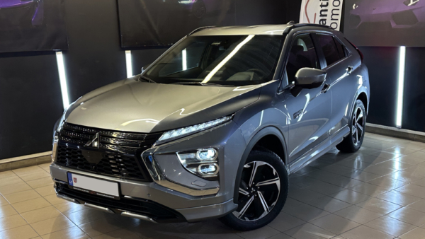 Mitsubishi Eclipse Cross 2,4 PHEV 4WD 2024 m. Įkraunamas hibridas 1