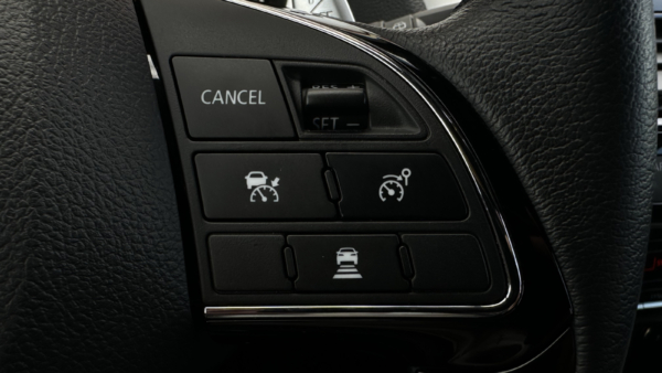 Mitsubishi Eclipse Cross 2,4 PHEV 4WD 2024 m. Įkraunamas hibridas 11