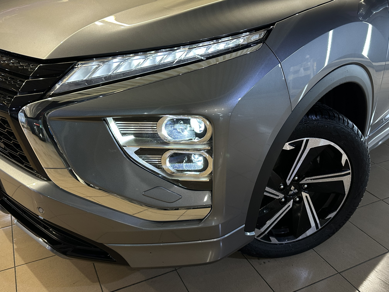 Mitsubishi Eclipse Cross 2,4 PHEV 4WD 2024 m. Įkraunamas hibridas 31