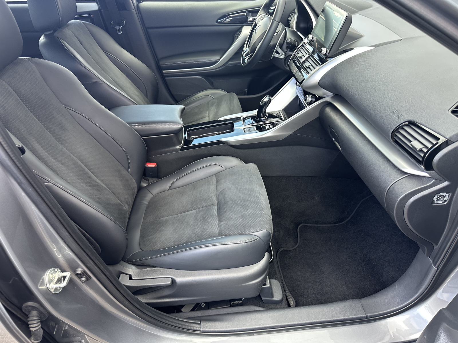 Mitsubishi Eclipse Cross 2,4 PHEV 4WD 2024 m. Įkraunamas hibridas 4