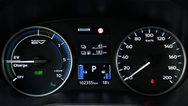 Mitsubishi Eclipse Cross 2,4 PHEV 4WD 2024 m. Įkraunamas hibridas 7