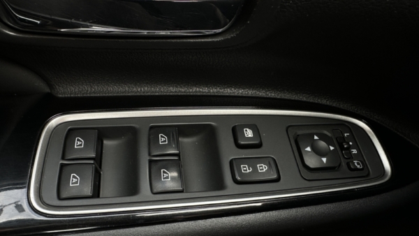 Mitsubishi Outlander 2.4 PHEV 4WD 2020 m. Įkraunamas hibridas. 23