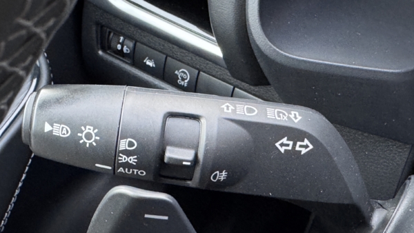 Nissan Qashqai 1.3 DIG-T MHEV N-Connecta 2023 m. 17