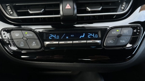 Toyota C-HR 1.8 Hybrid Dynamic 2023 m. 19