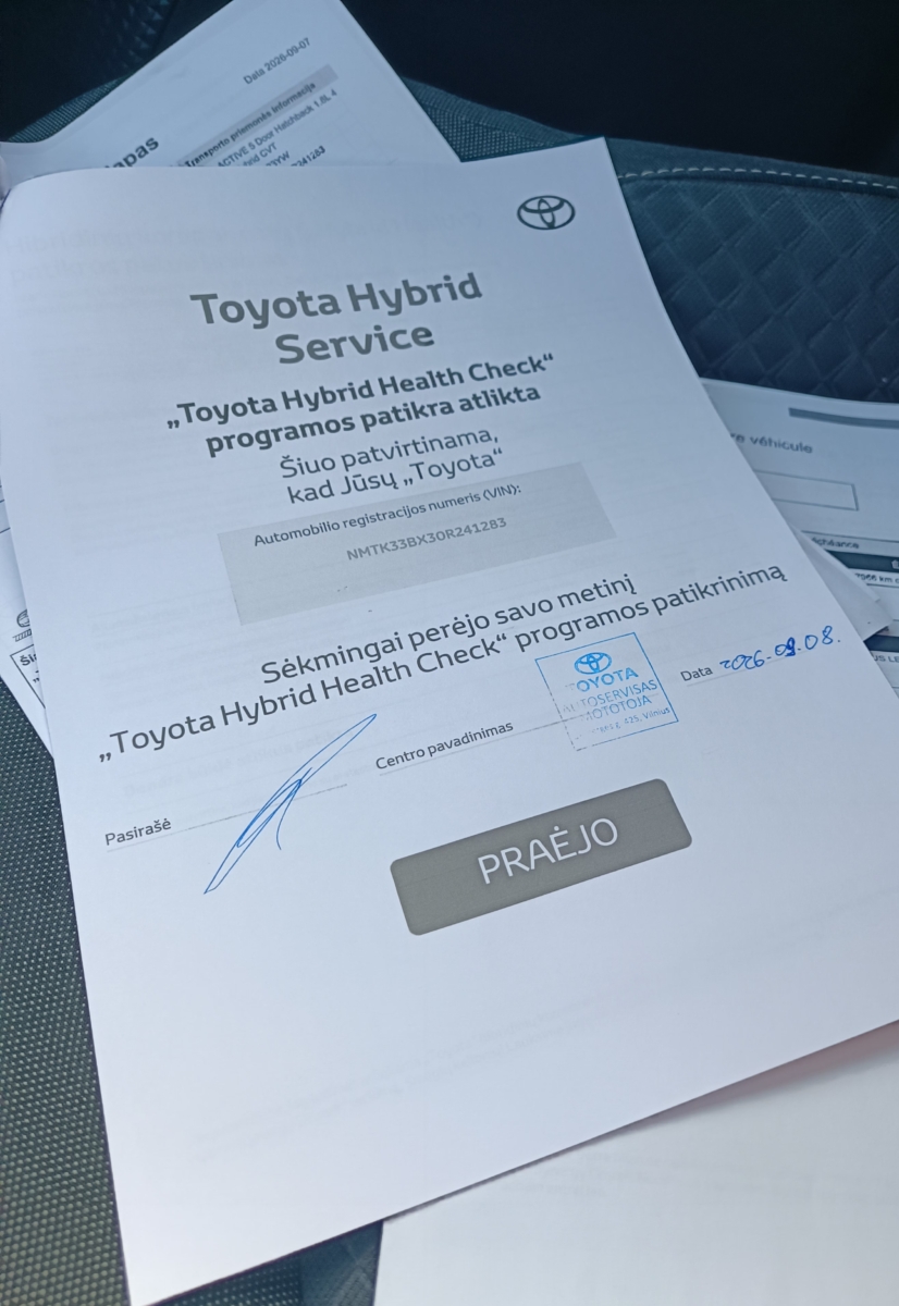 Toyota C-HR 1.8 Hybrid Dynamic 2023 m. 30