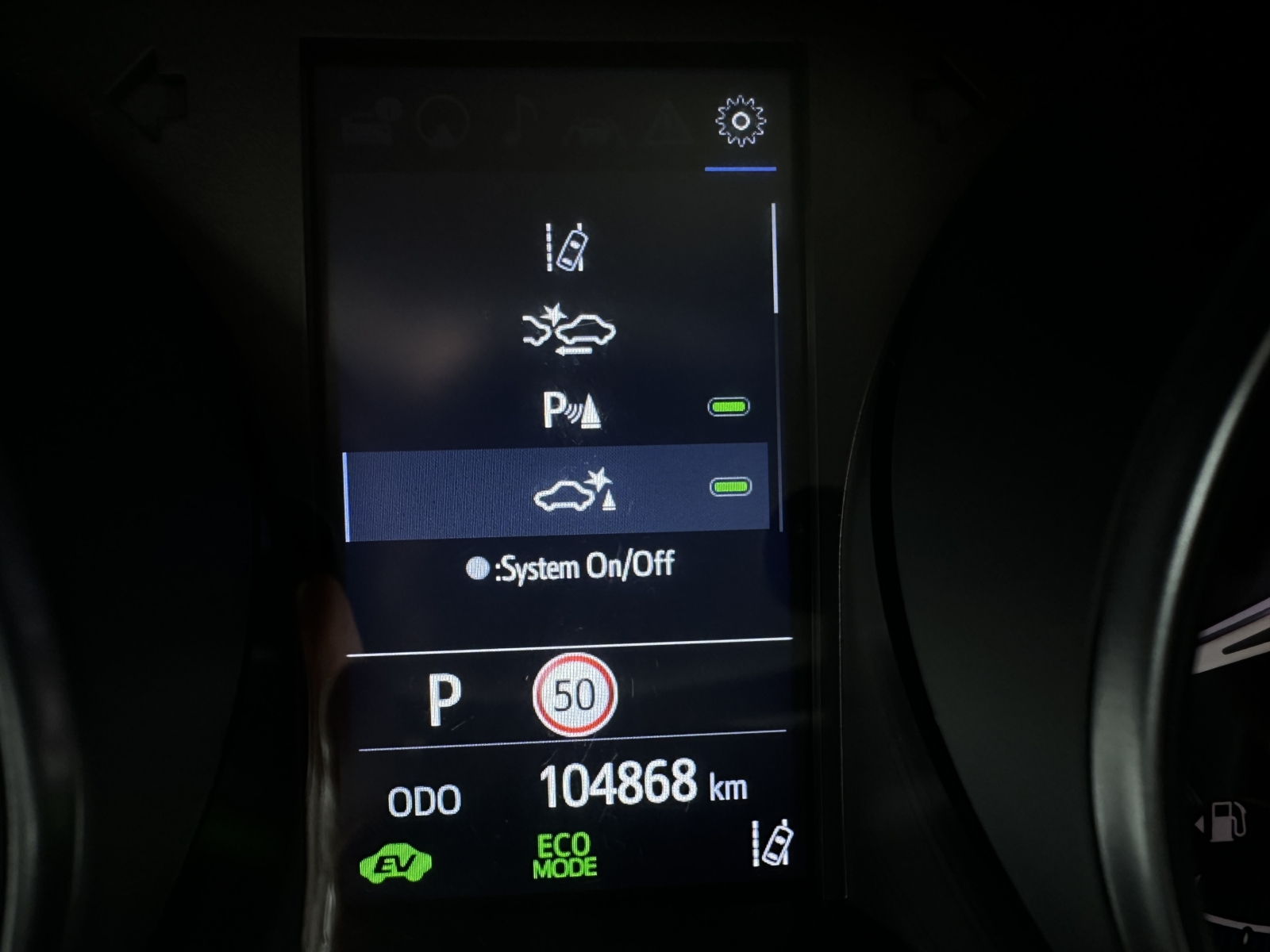 Toyota C-HR 1.8 Hybrid Dynamic 2023 m. 8
