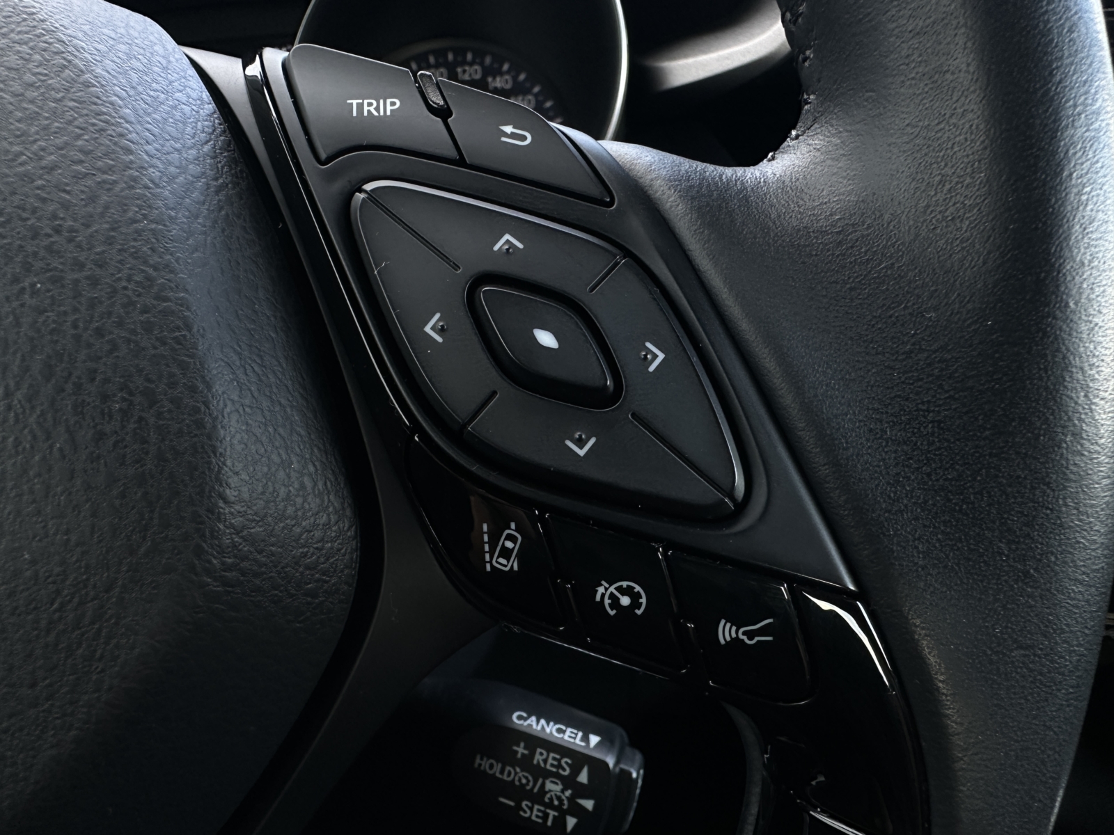 Toyota C-HR 1.8 Hybrid Dynamic 2023 m. 11