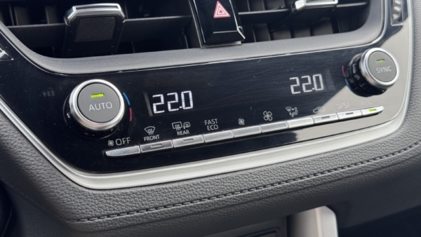 Toyota Corolla Cross 1.8 Active Plus 2024 m. 25