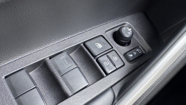 Toyota Corolla Cross 1.8 Active Plus 2024 m. 29