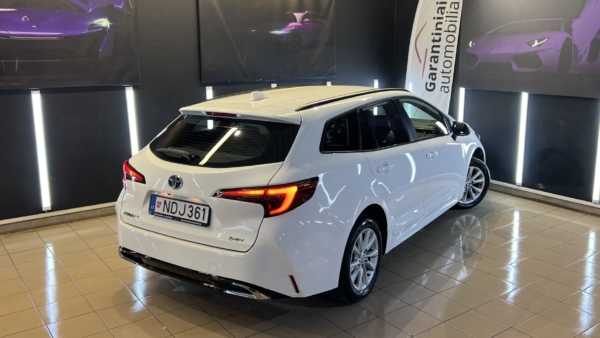 Toyota Corolla TS 1.8 Hybrid Active 2024 m. 2