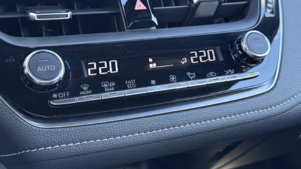 Toyota Corolla TS 1.8 Hybrid Active 2024 m. 22