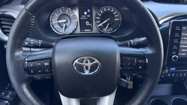 Toyota Hilux 2,8 AT Active + Cover paketas 2023 m. 6