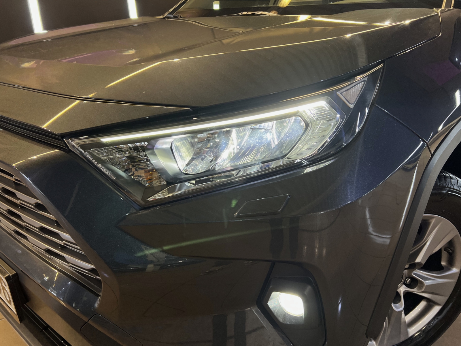 Toyota RAV4 2.0 Luxury + Comfort paketas 2022 m. 3
