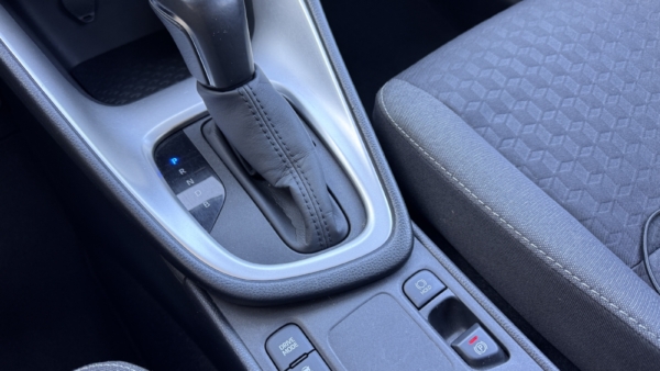 Toyota Yaris 1.5 Hybrid Active Plius 2023 m. 25