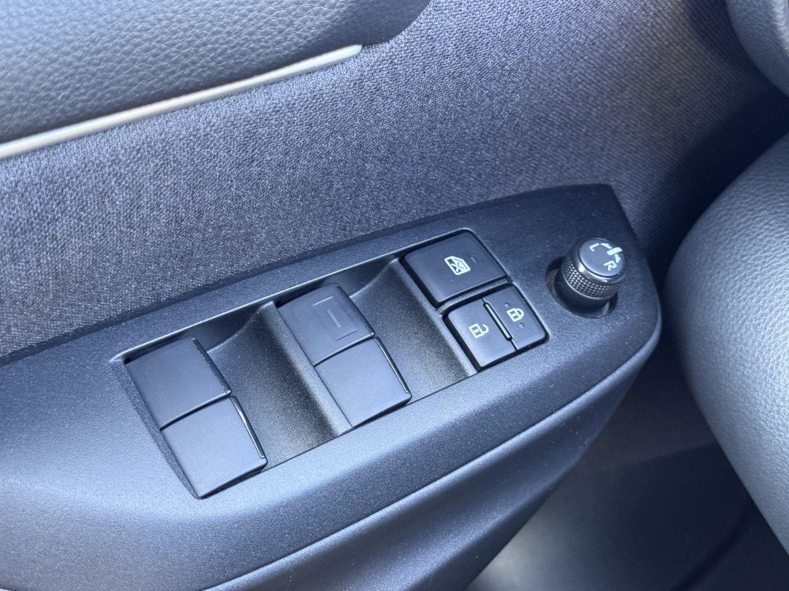 Toyota Yaris 1.5 Hybrid Active Plius 2023 m. 26