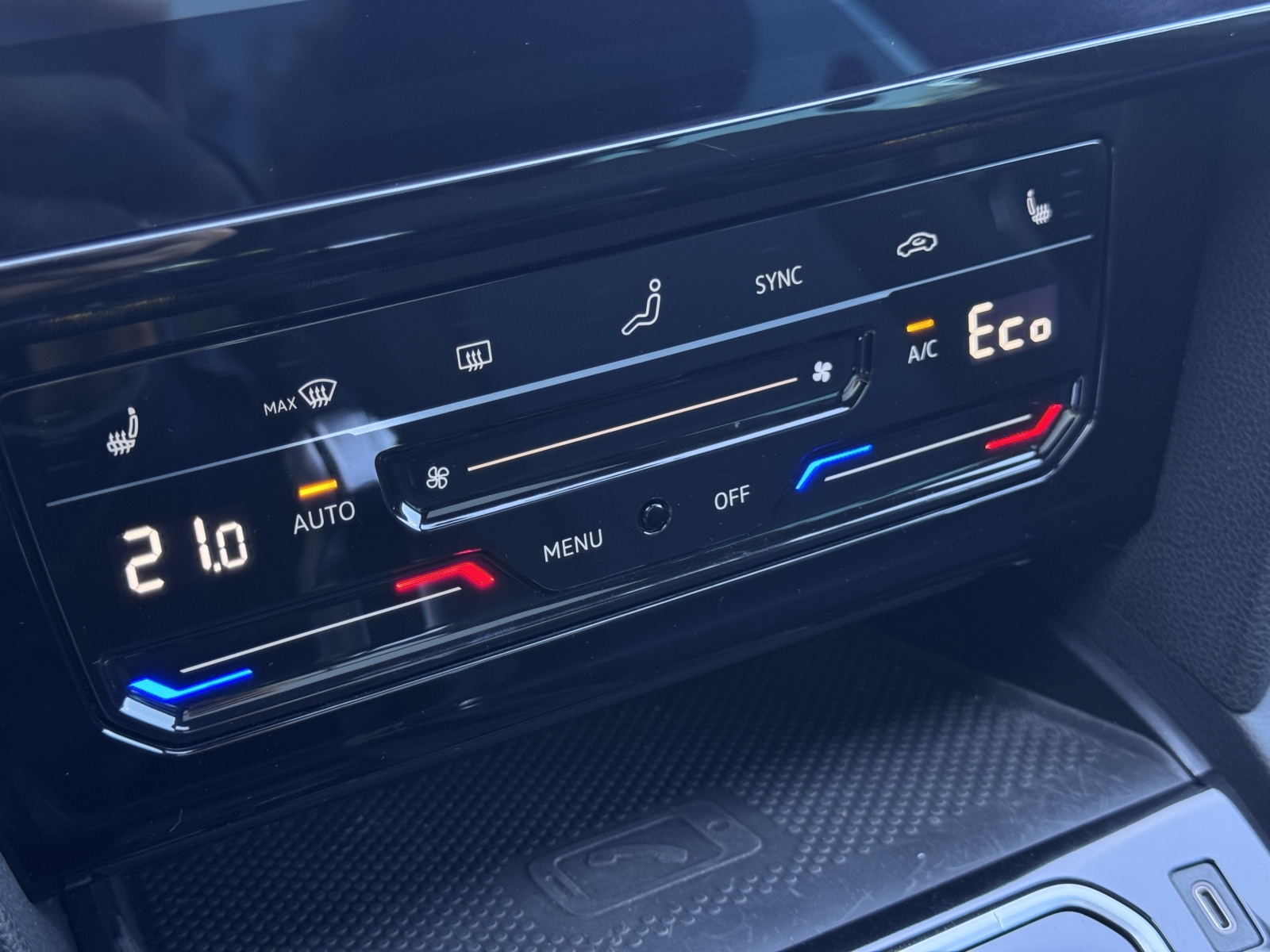Volkswagen Passat 1.4 GTE Plug-in Hybrid 2021 m. 25